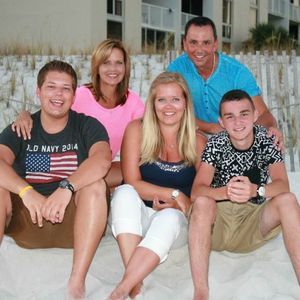 Meet your Posher, Todd